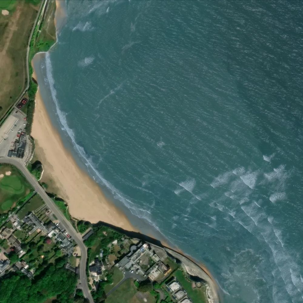 Kingsgate Bay at high water: the dry beach shaded on a satellite map